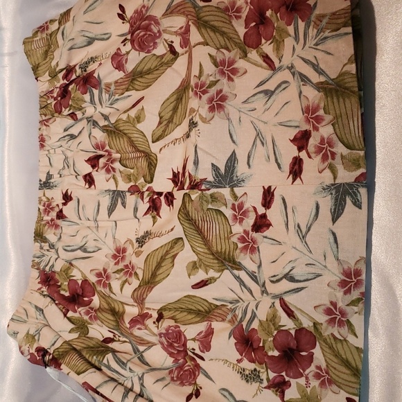 Linen-blend Maison d' Amelie floral wrap-front skirt - Picture 5 of 7